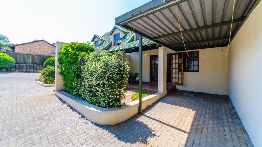 2 Bedroom Property for Sale in Halfway Gardens Gauteng
