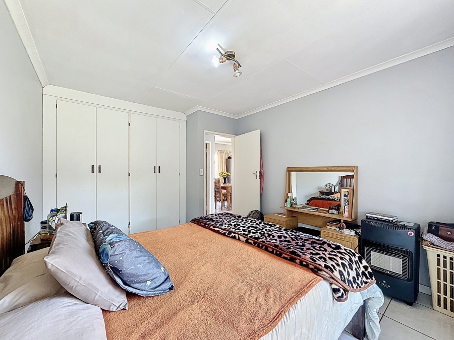 2 Bedroom Property for Sale in Meyerspark Gauteng