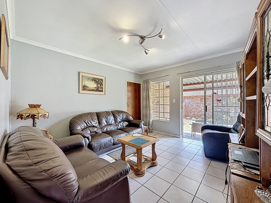 2 Bedroom Property for Sale in Meyerspark Gauteng