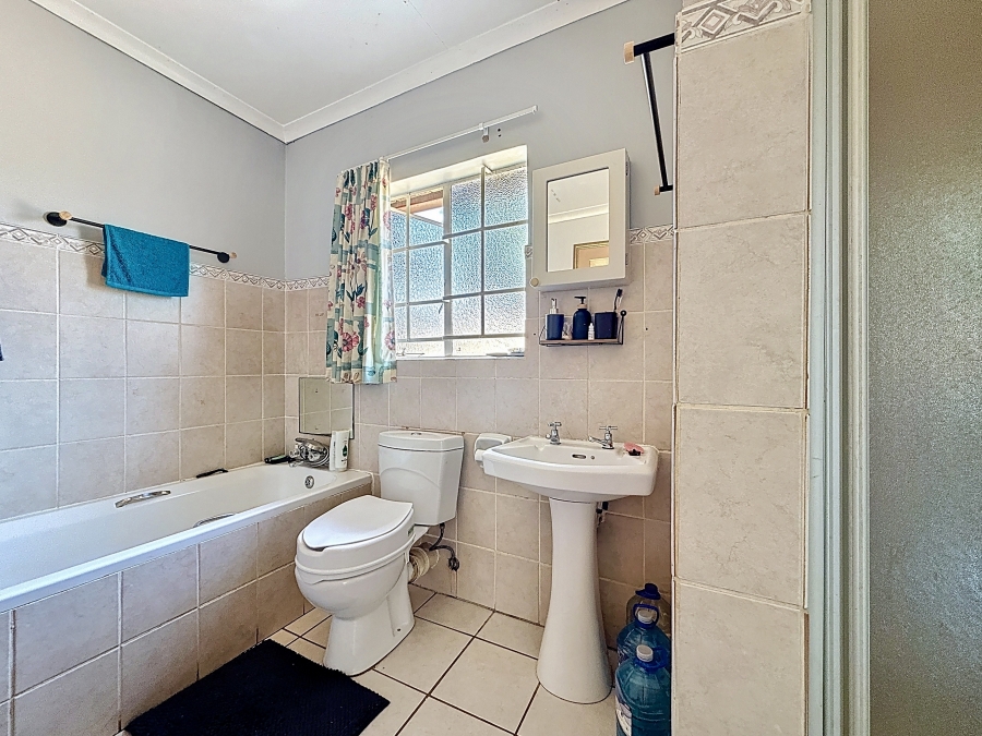 2 Bedroom Property for Sale in Meyerspark Gauteng