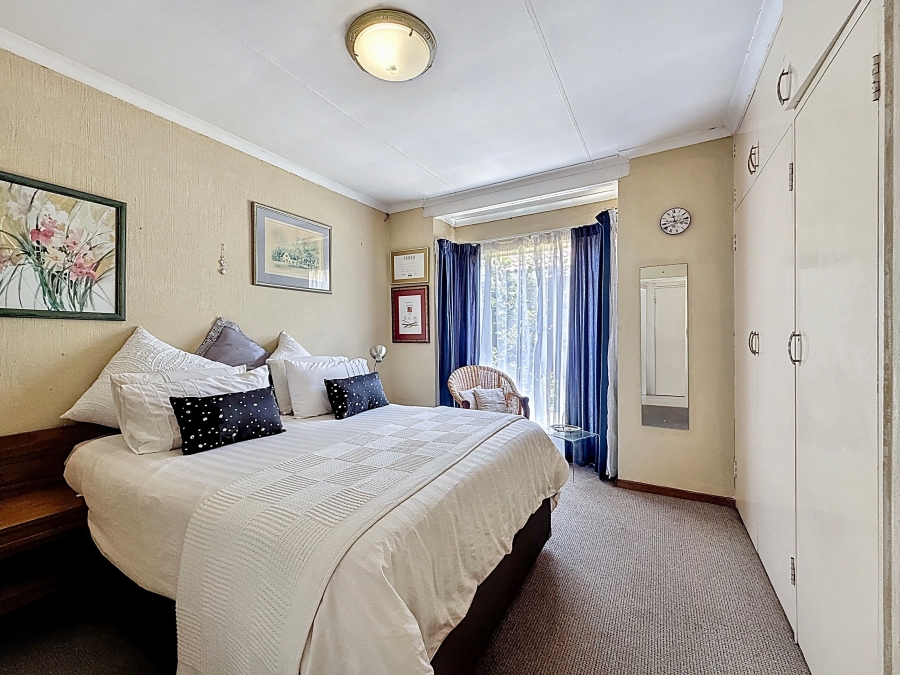 4 Bedroom Property for Sale in Die Wilgers Gauteng