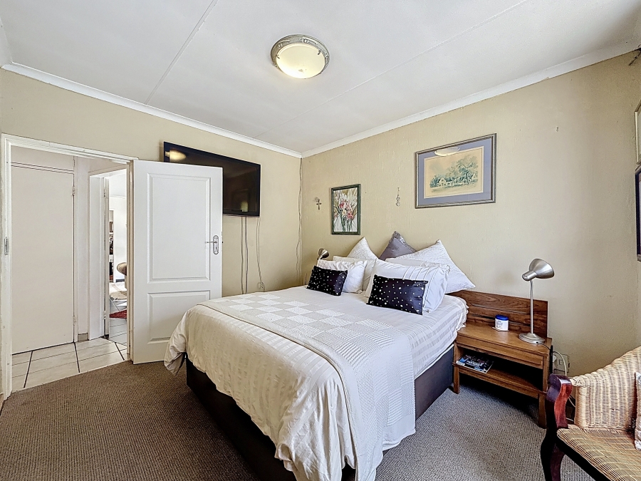 4 Bedroom Property for Sale in Die Wilgers Gauteng