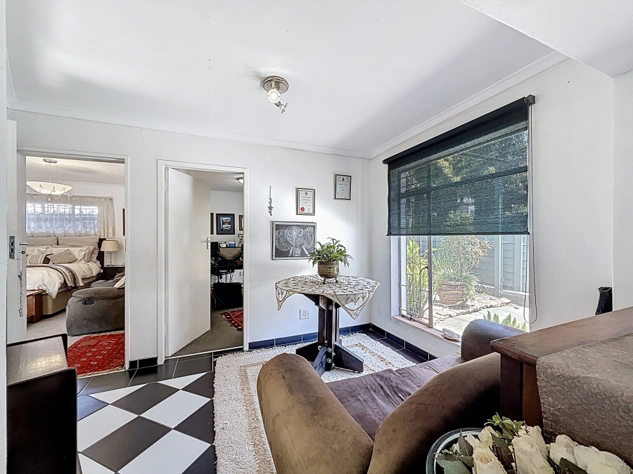 4 Bedroom Property for Sale in Die Wilgers Gauteng