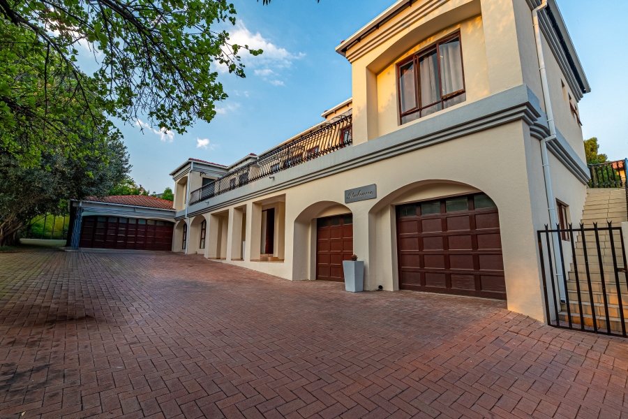 5 Bedroom Property for Sale in Dainfern Valley Gauteng