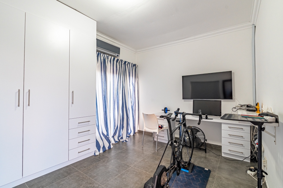 5 Bedroom Property for Sale in Dainfern Valley Gauteng