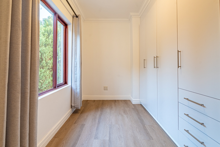 5 Bedroom Property for Sale in Dainfern Valley Gauteng