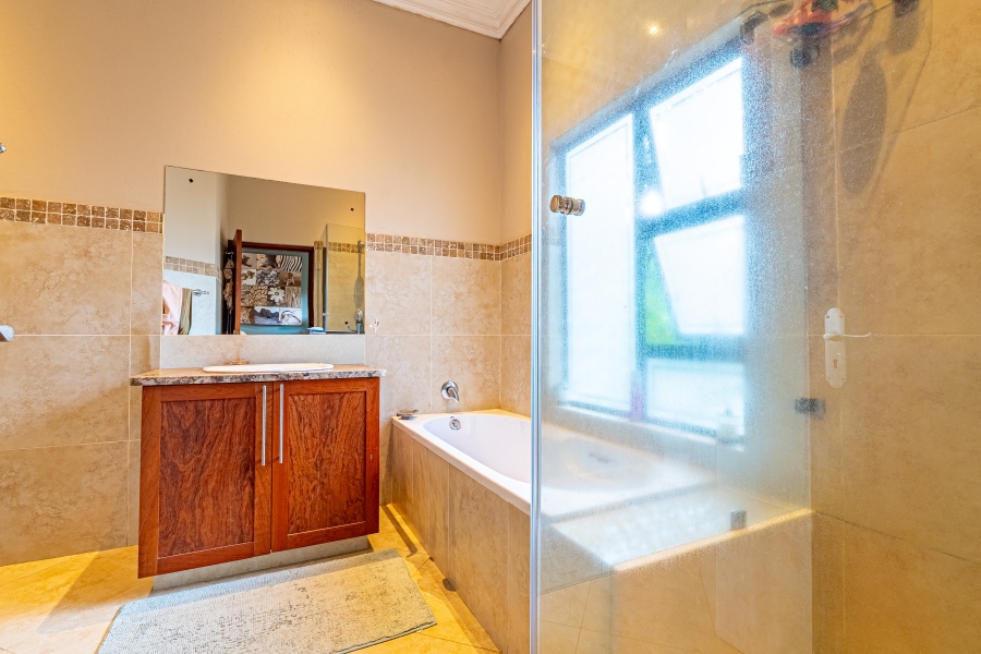 4 Bedroom Property for Sale in Chartwell Gauteng