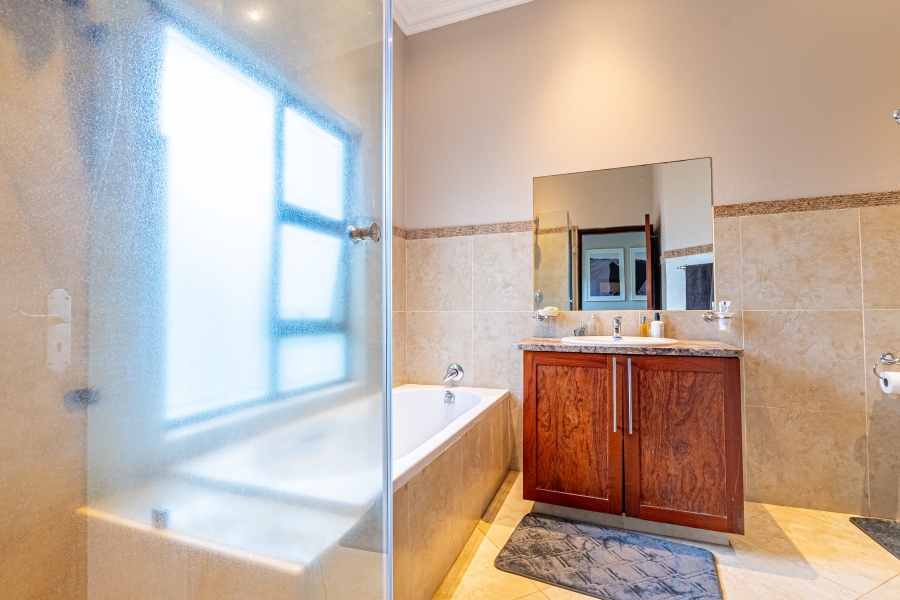 4 Bedroom Property for Sale in Chartwell Gauteng