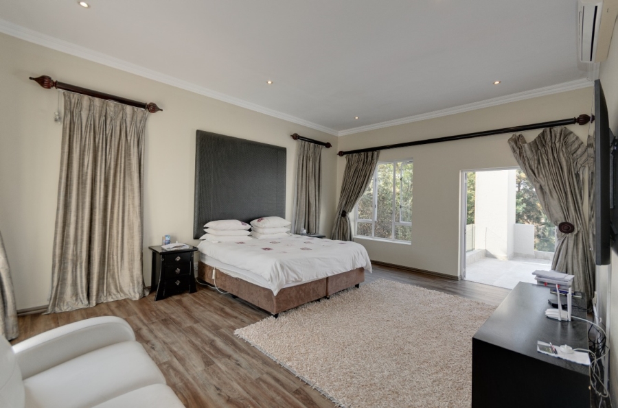 5 Bedroom Property for Sale in Dainfern Valley Gauteng