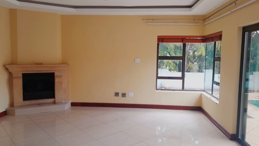 To Let 4 Bedroom Property for Rent in Ruimsig Gauteng