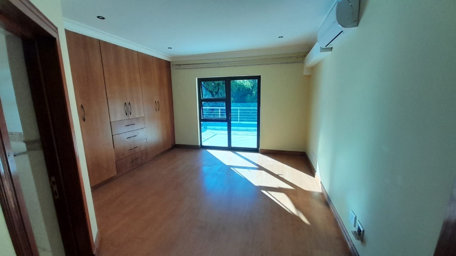 To Let 4 Bedroom Property for Rent in Ruimsig Gauteng