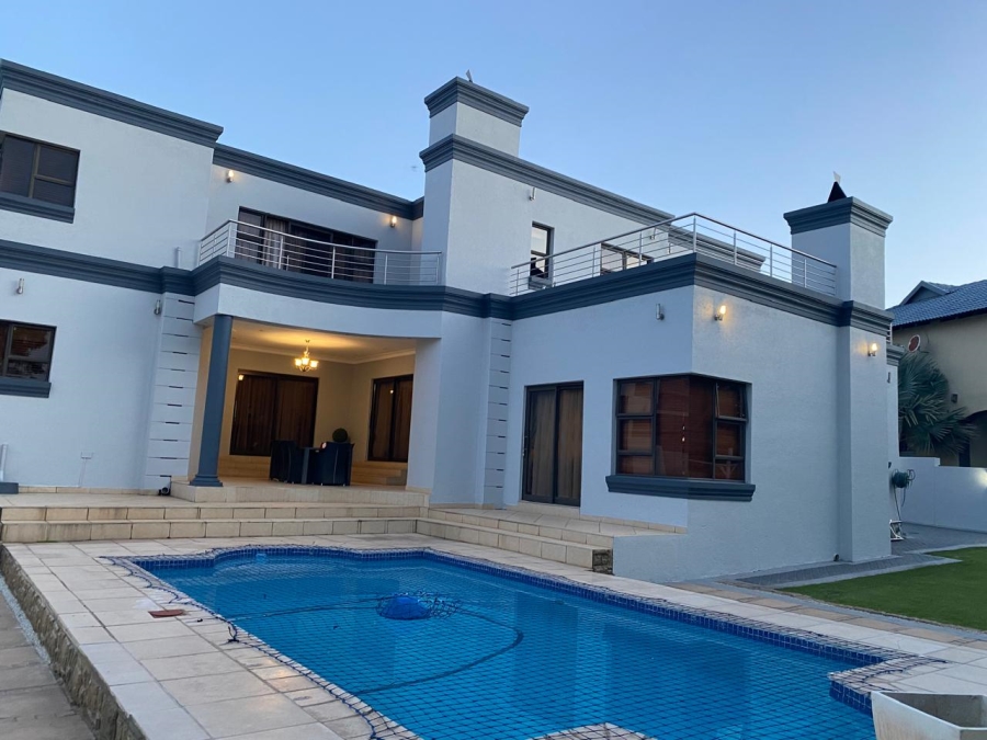 To Let 4 Bedroom Property for Rent in Ruimsig Gauteng