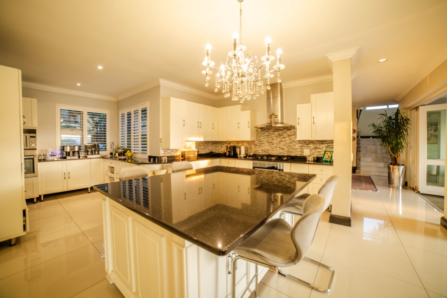 To Let 5 Bedroom Property for Rent in Dainfern Golf Estate Gauteng