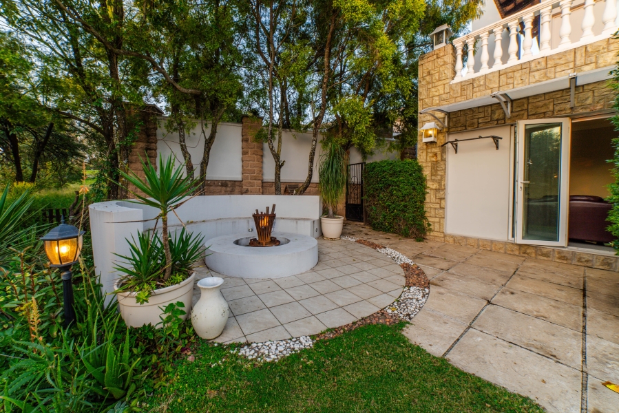 To Let 5 Bedroom Property for Rent in Dainfern Golf Estate Gauteng