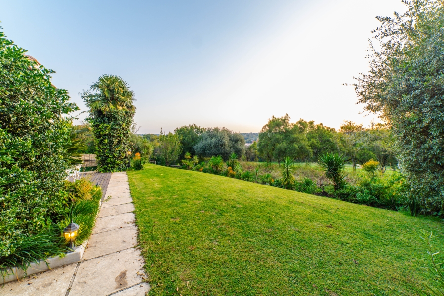 To Let 5 Bedroom Property for Rent in Dainfern Golf Estate Gauteng