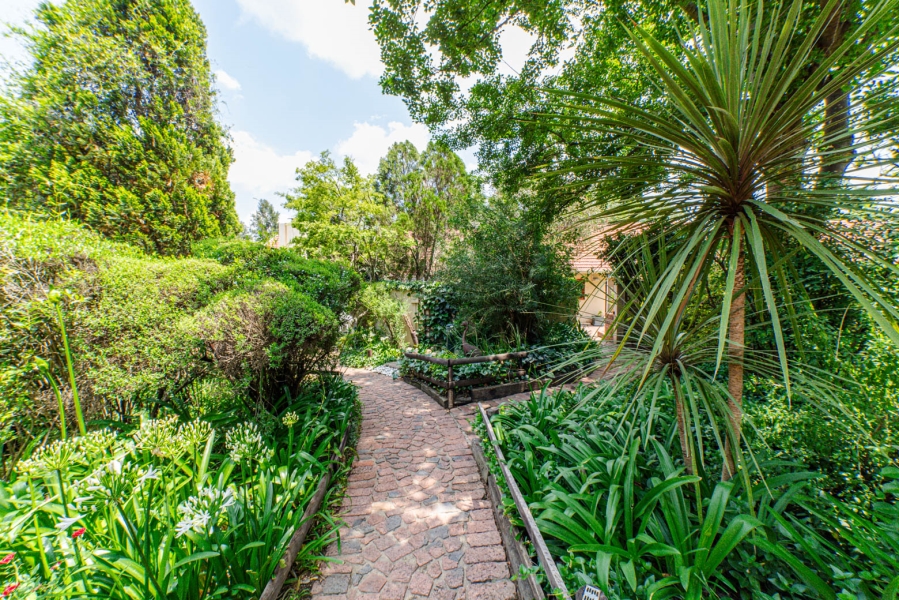 3 Bedroom Property for Sale in Chartwell Gauteng