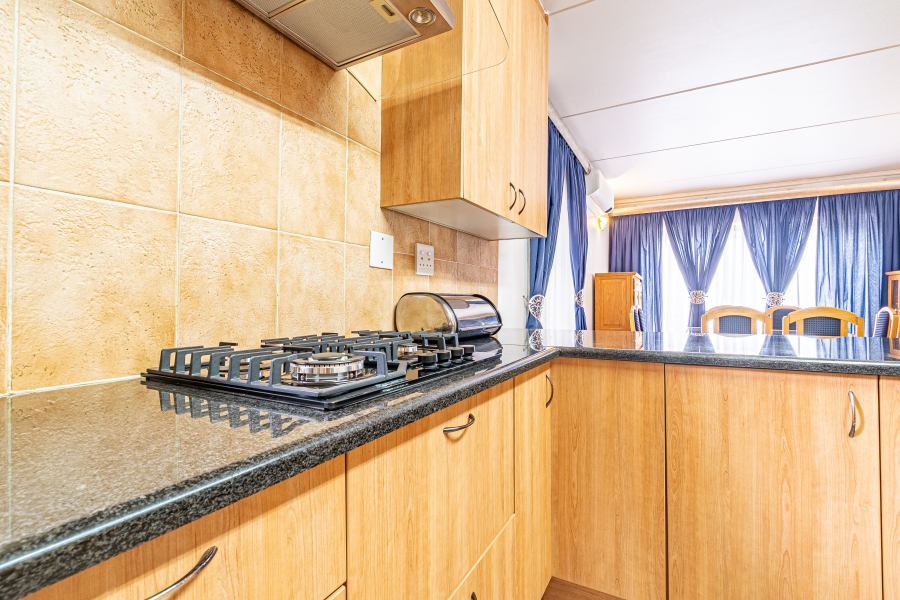 4 Bedroom Property for Sale in Beverley Gauteng