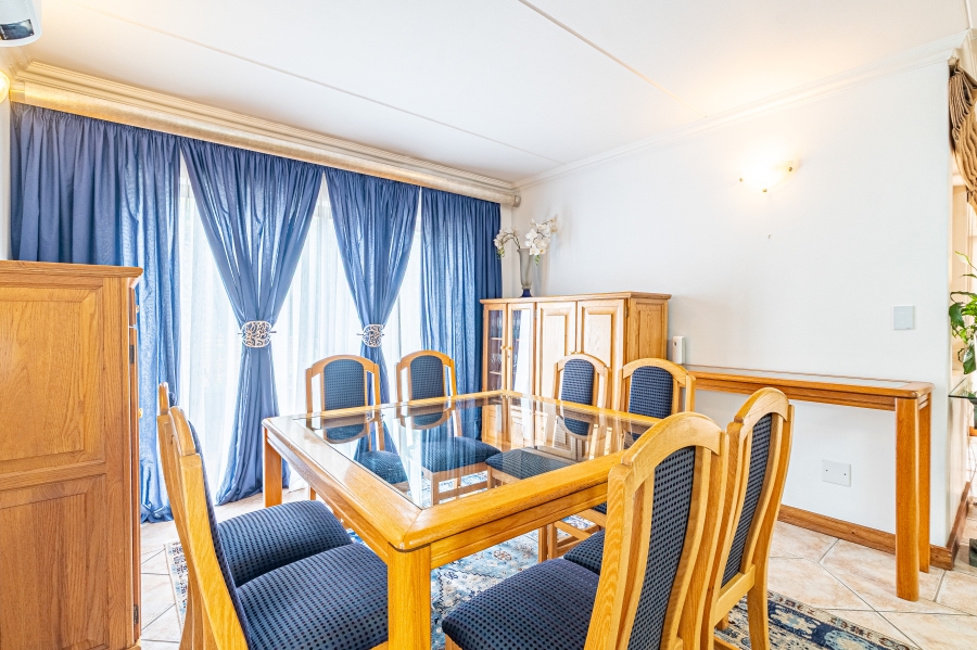 4 Bedroom Property for Sale in Beverley Gauteng