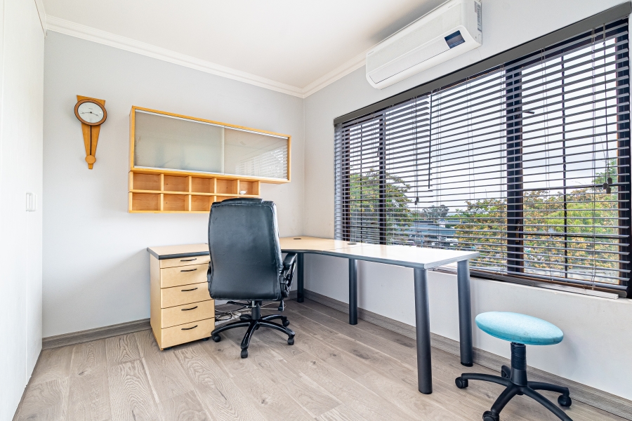 4 Bedroom Property for Sale in Beverley Gauteng