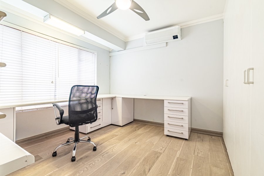 4 Bedroom Property for Sale in Beverley Gauteng