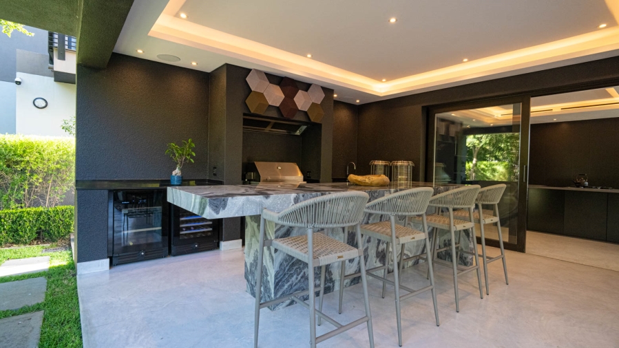 5 Bedroom Property for Sale in Steyn City Gauteng