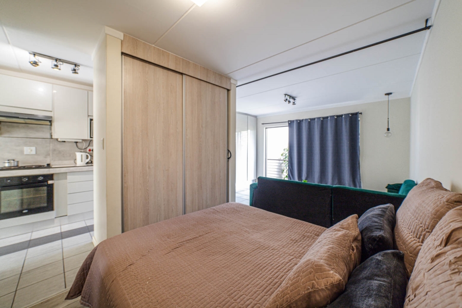 1 Bedroom Property for Sale in Fourways Gauteng