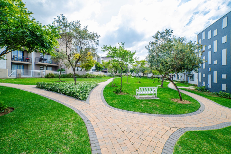 1 Bedroom Property for Sale in Fourways Gauteng