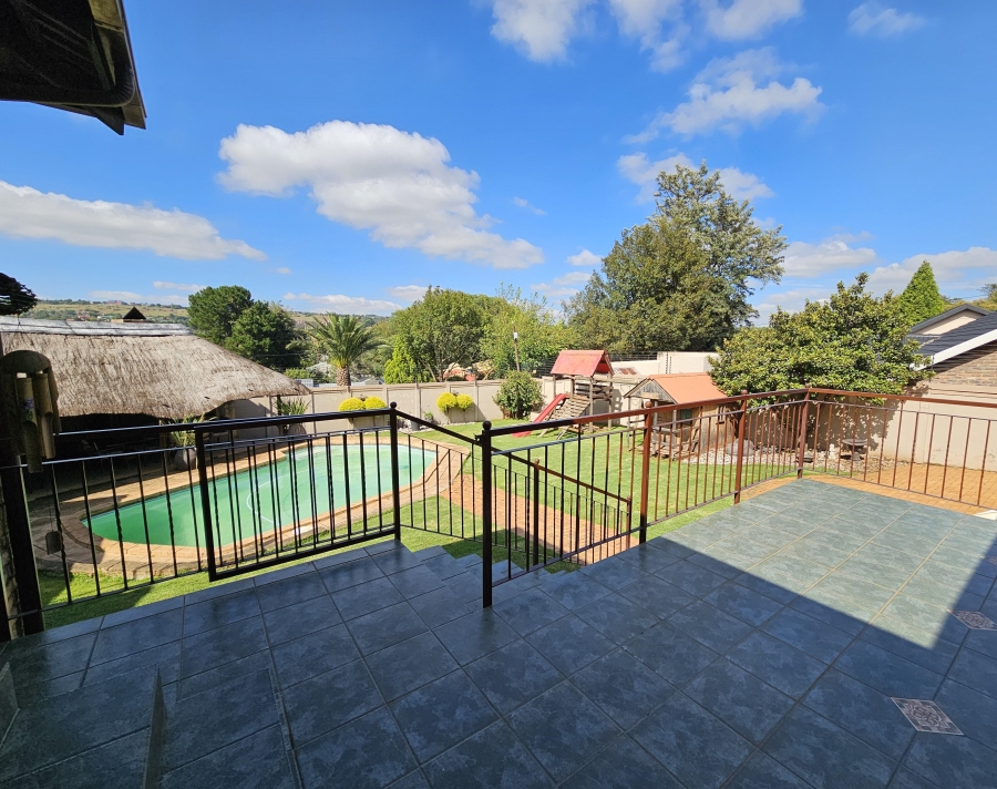 4 Bedroom Property for Sale in Wilro Park Gauteng