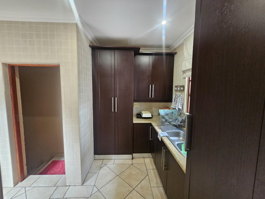 3 Bedroom Property for Sale in Ruimsig Country Estate Gauteng