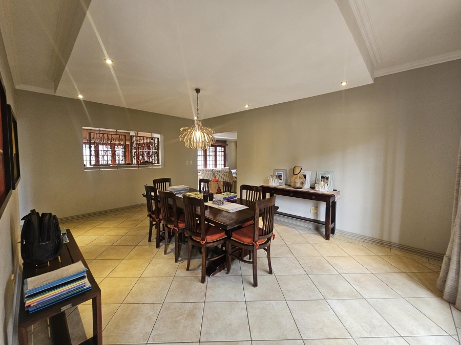 3 Bedroom Property for Sale in Ruimsig Country Estate Gauteng