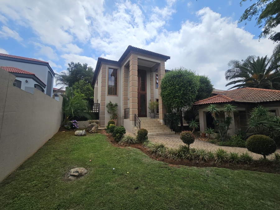 3 Bedroom Property for Sale in Ruimsig Country Estate Gauteng