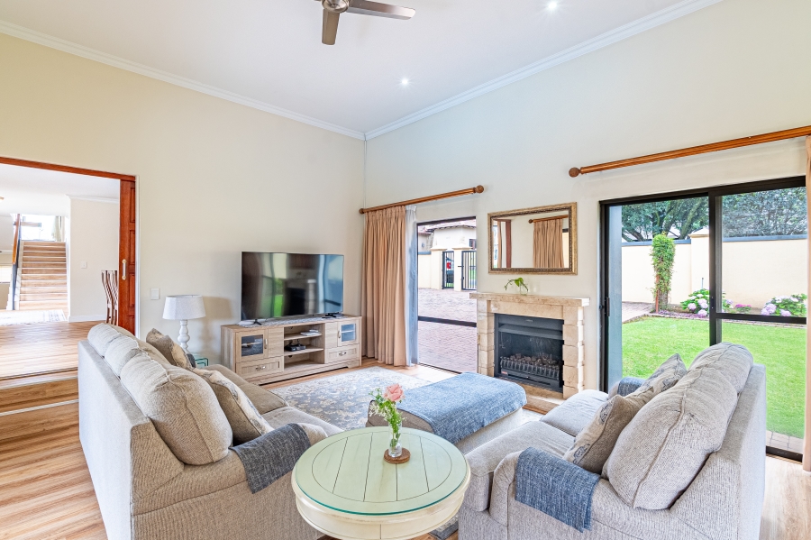 To Let 4 Bedroom Property for Rent in Dainfern Valley Gauteng