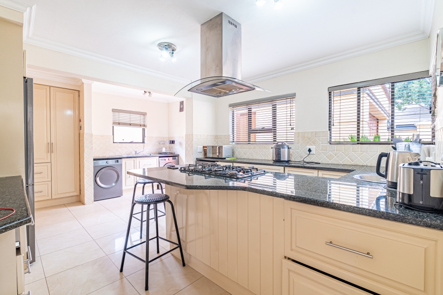 To Let 4 Bedroom Property for Rent in Dainfern Valley Gauteng