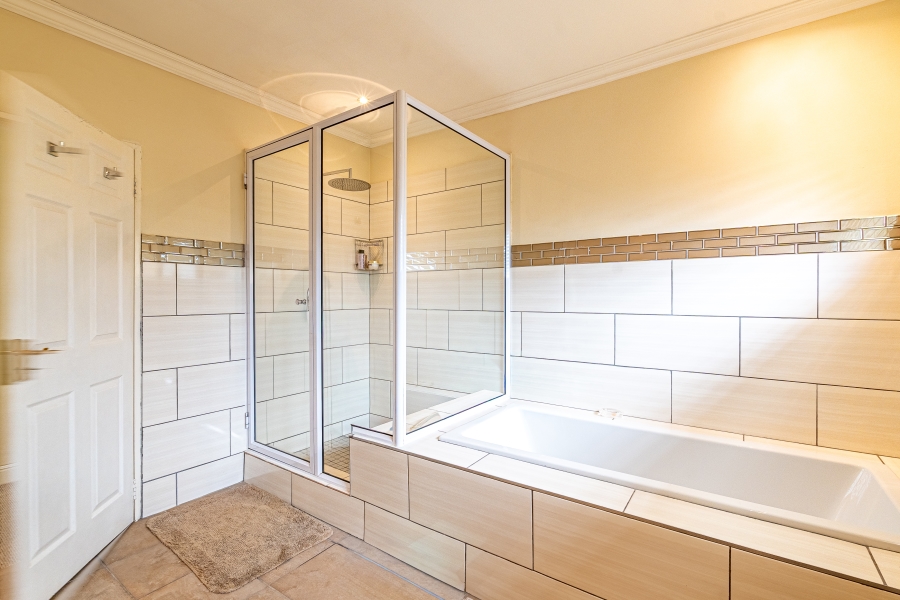 To Let 4 Bedroom Property for Rent in Dainfern Valley Gauteng