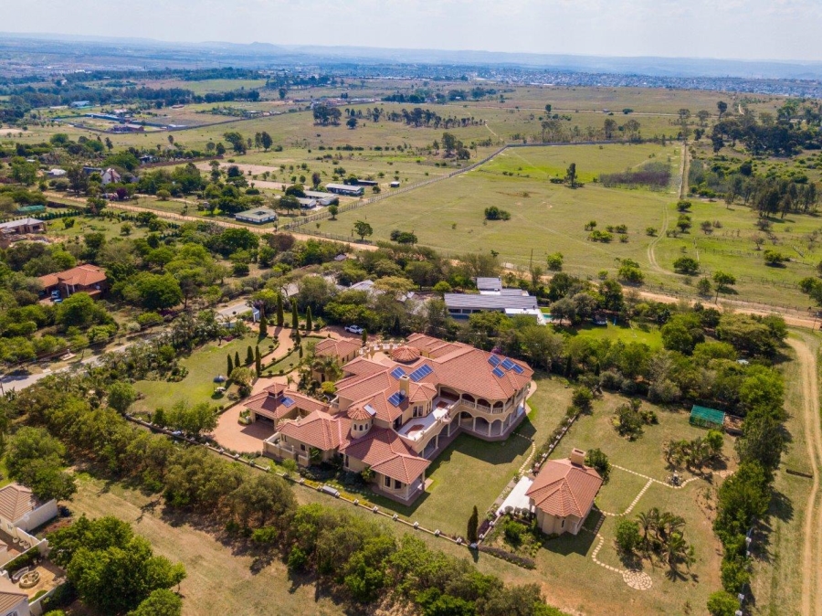 5 Bedroom Property for Sale in Saddlebrook Estate Gauteng