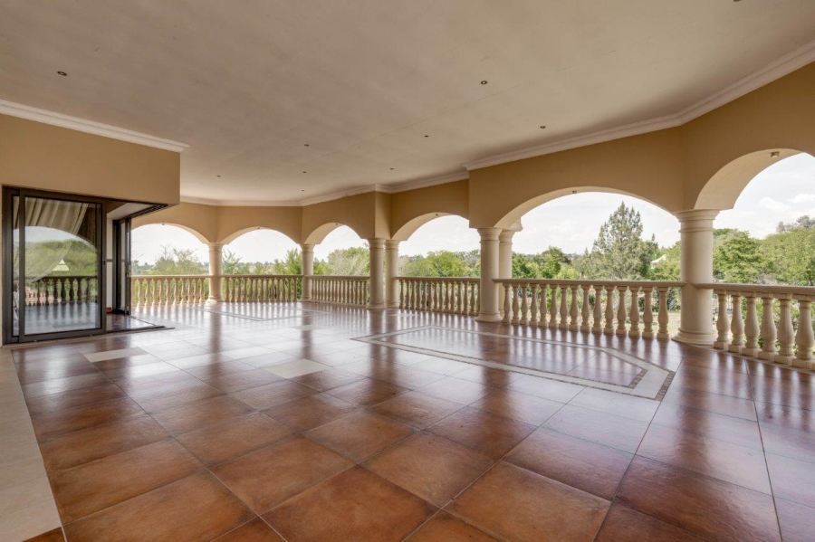 5 Bedroom Property for Sale in Saddlebrook Estate Gauteng