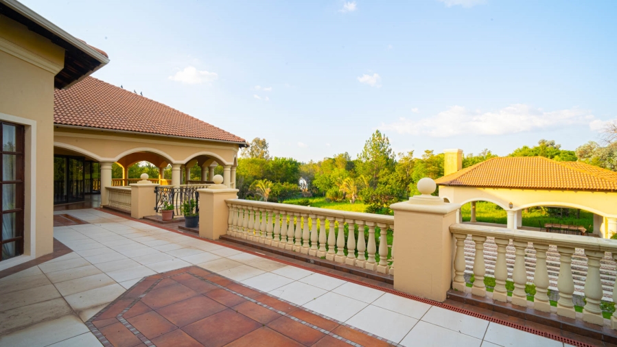 5 Bedroom Property for Sale in Saddlebrook Estate Gauteng