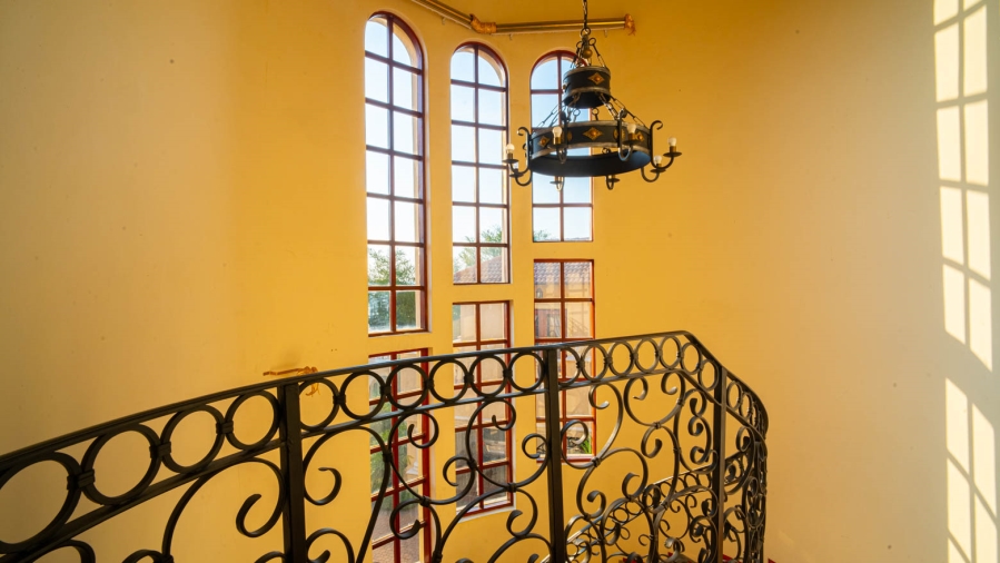 5 Bedroom Property for Sale in Saddlebrook Estate Gauteng