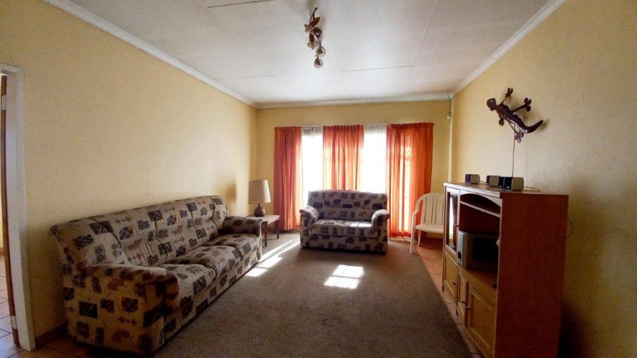 7 Bedroom Property for Sale in Sunward Park Gauteng