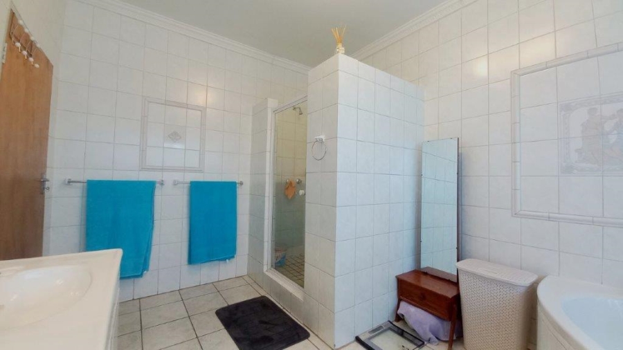 7 Bedroom Property for Sale in Sunward Park Gauteng