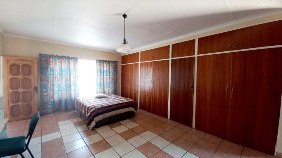 7 Bedroom Property for Sale in Sunward Park Gauteng