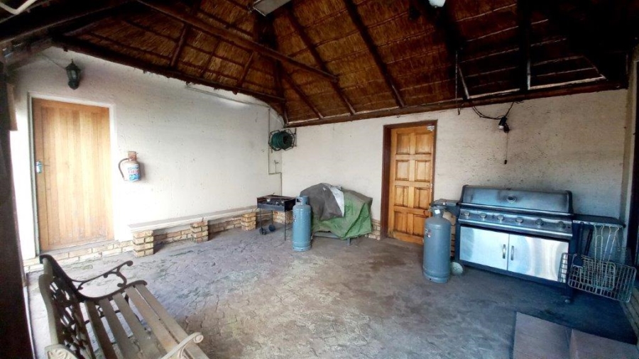 7 Bedroom Property for Sale in Sunward Park Gauteng