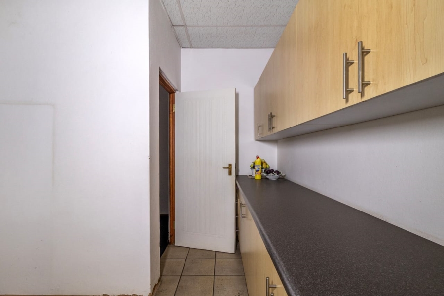 Commercial Property for Sale in Princess A H Gauteng