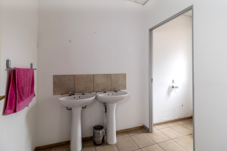 Commercial Property for Sale in Princess A H Gauteng