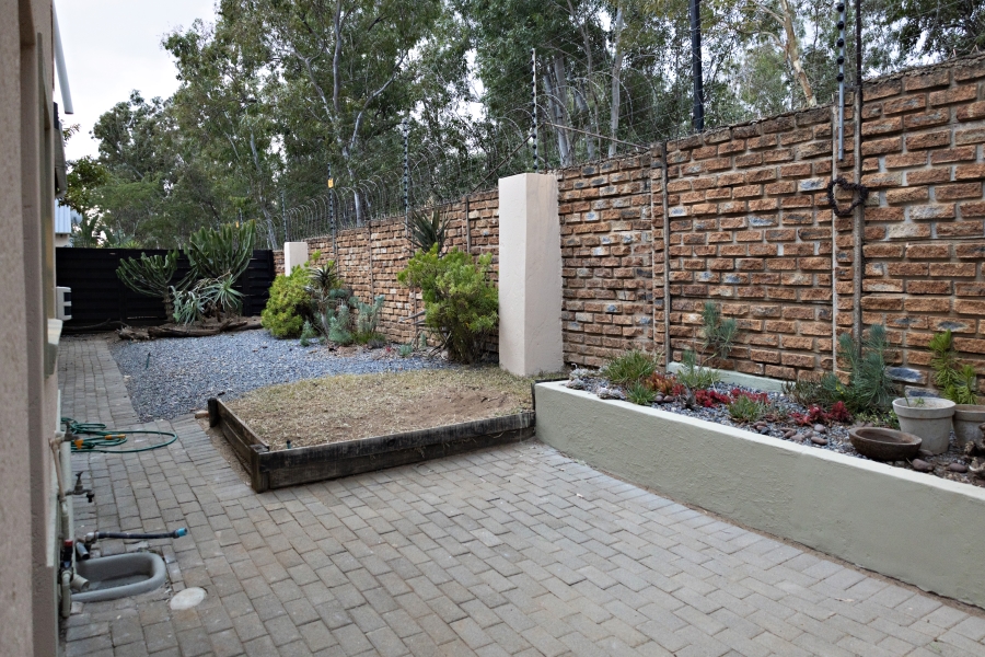 2 Bedroom Property for Sale in Equestria Gauteng