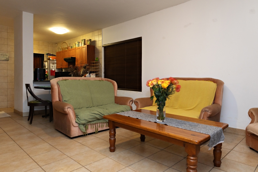 2 Bedroom Property for Sale in Equestria Gauteng