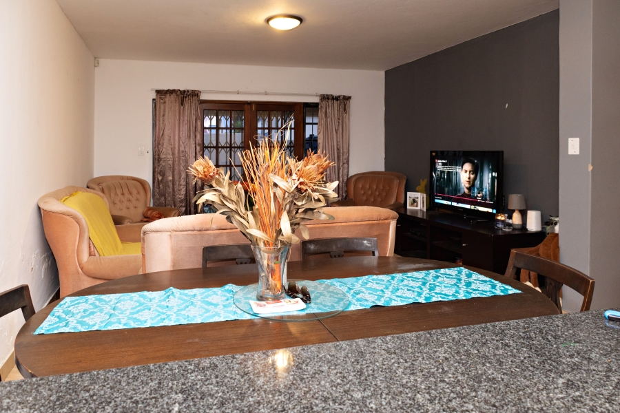 2 Bedroom Property for Sale in Equestria Gauteng