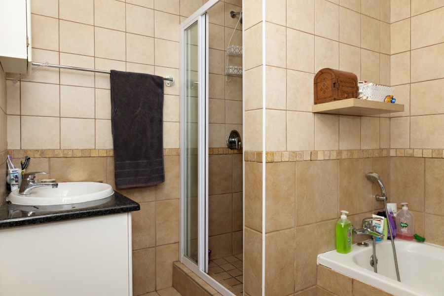 2 Bedroom Property for Sale in Equestria Gauteng