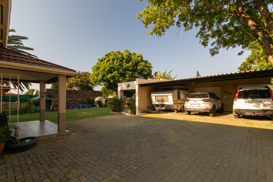 3 Bedroom Property for Sale in Primrose Gauteng