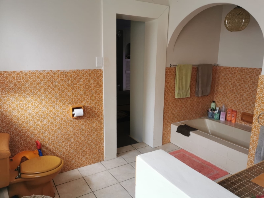 4 Bedroom Property for Sale in Die Wilgers Gauteng